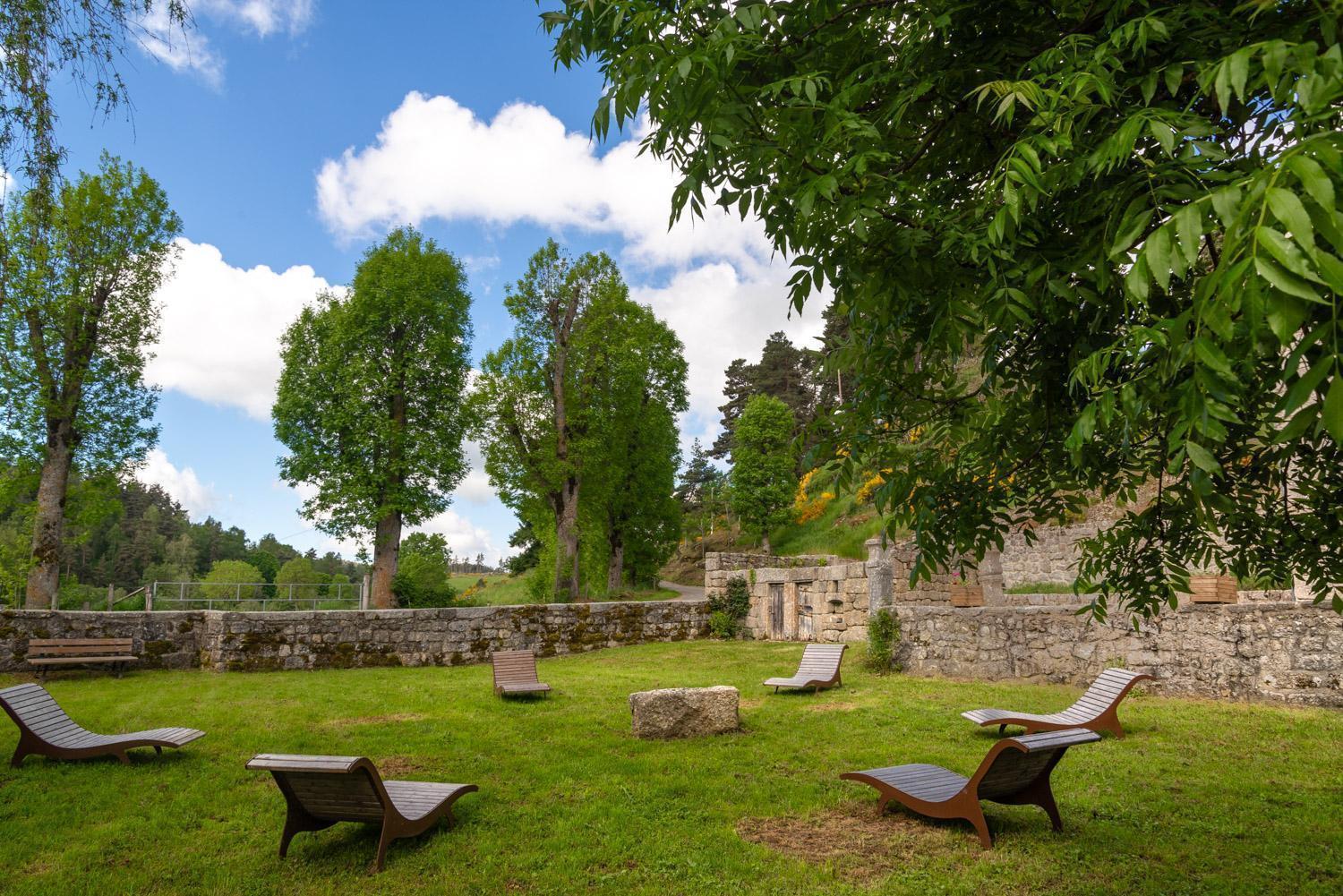 Gite De La Grange - Domaine De Coulagnettes Serverette Exteriér fotografie